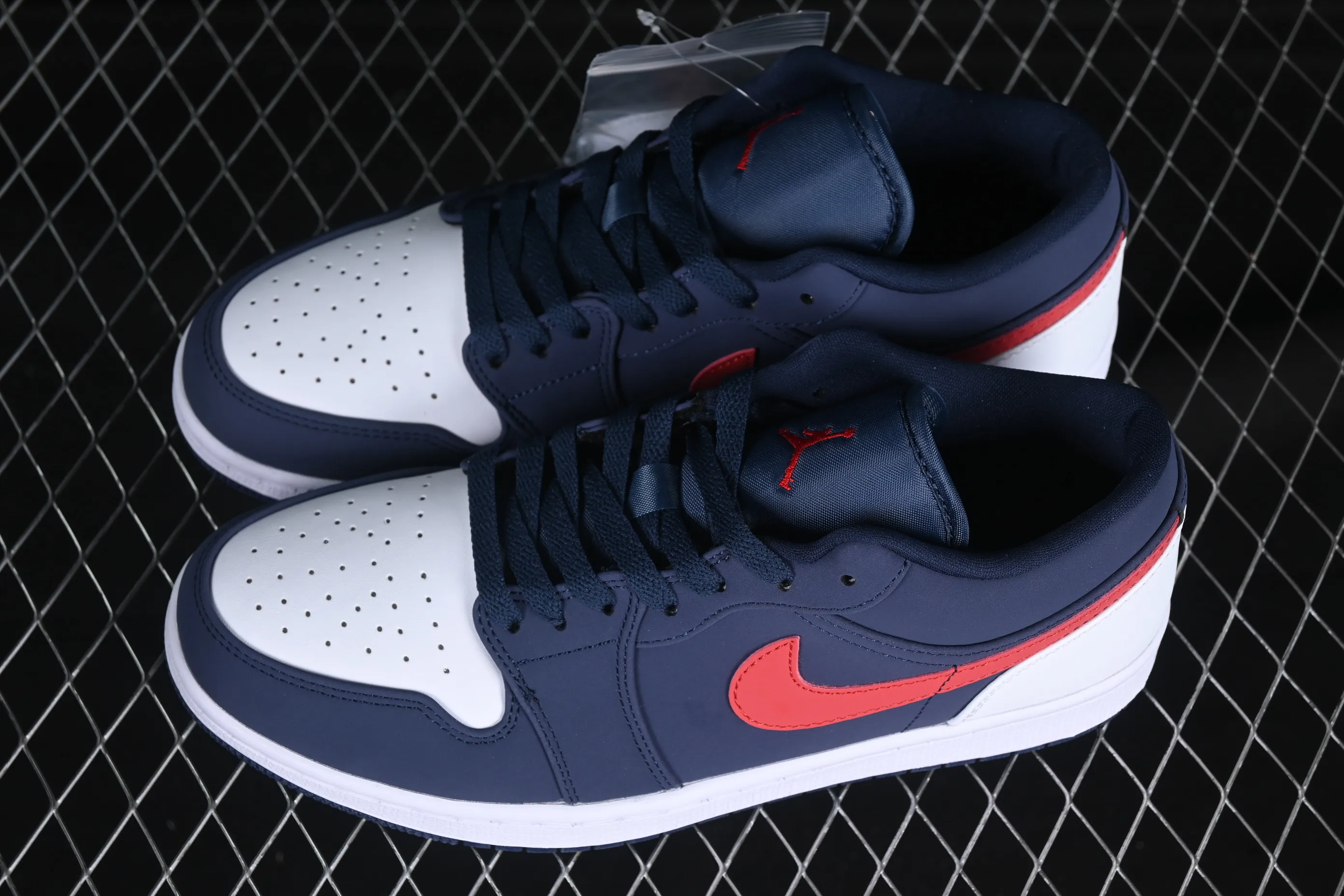 All categories Air Jordan Jordan series basketball shoes Air Jordan 1 Low Air Jordan 1 Low AJ1 Joe 1 Patriot blue and red low-top cultural and leisure sports sneakers CZ8454-400